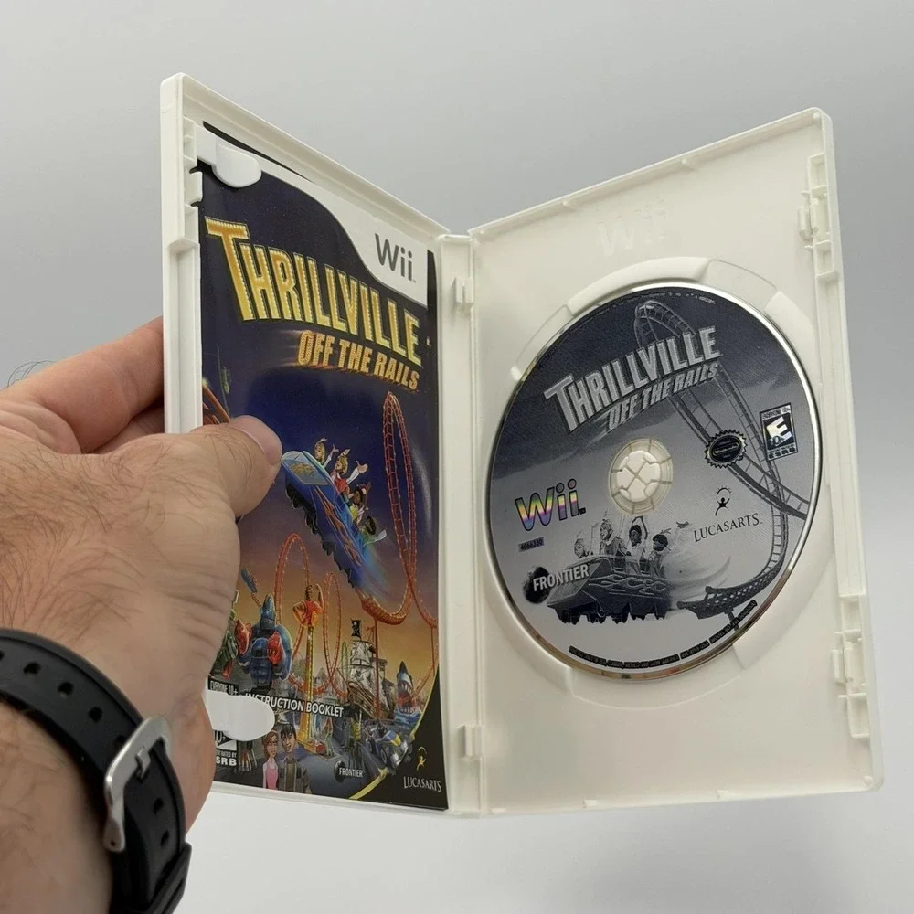 Thrillville Off The Rails Nintendo Wii Complete CIB LucasArts 2007 NTSC-U/C E10+